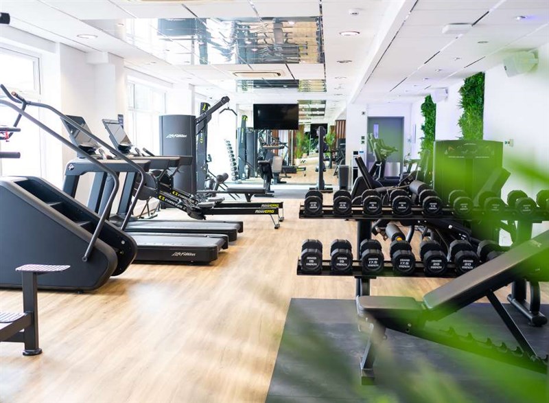 Vì sao người mới tập gym thường bị ngứa? Sự thật ít ai nói
